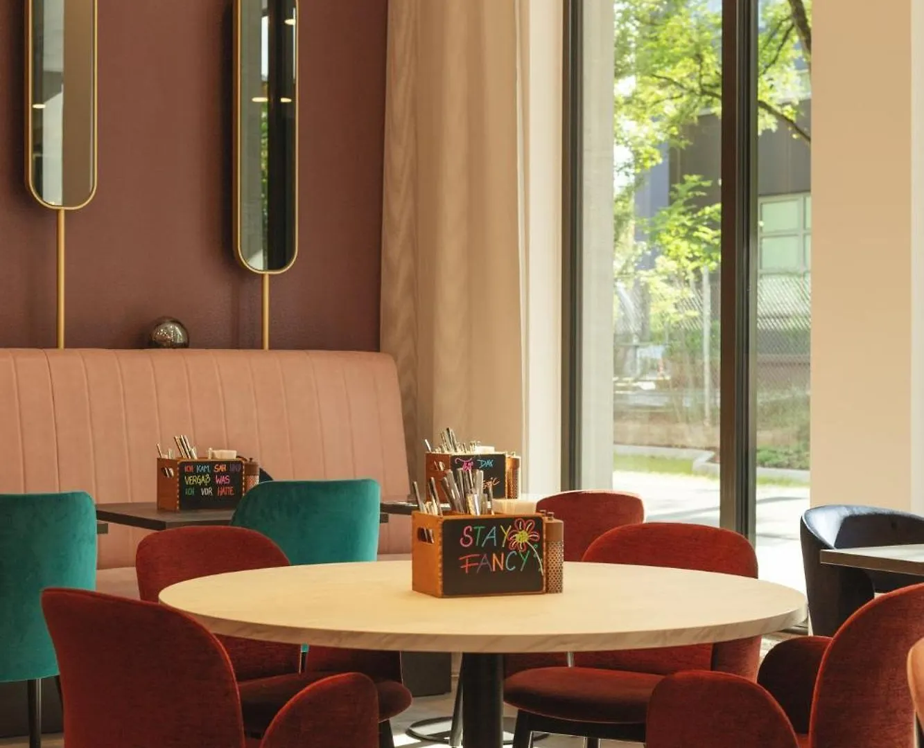 Holiday Inn - The Niu, Loco Munich North By Ihg 3*,  Németország