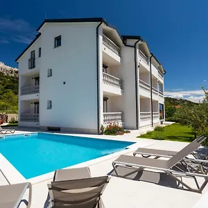 Dosen Iv Vendégház Baška